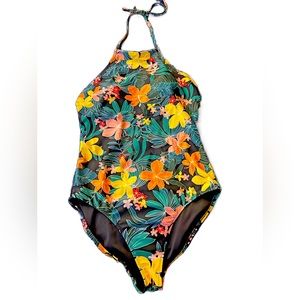 NWOT swimsuit